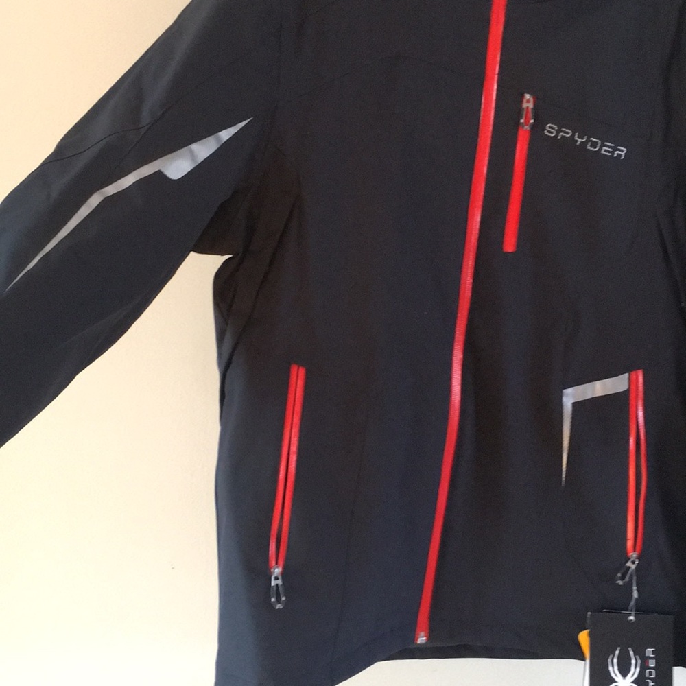 SPYDER winter coat 🕸🕷 - Picture 4 of 8